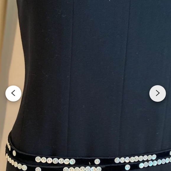 Vintage Chanel Velvet and pearl button belt.... - Picture 10 of 12